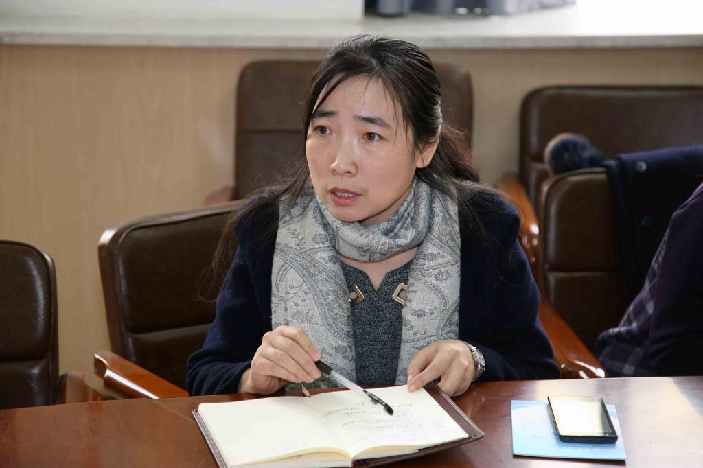 数学教研室主任韩慧蓉发言